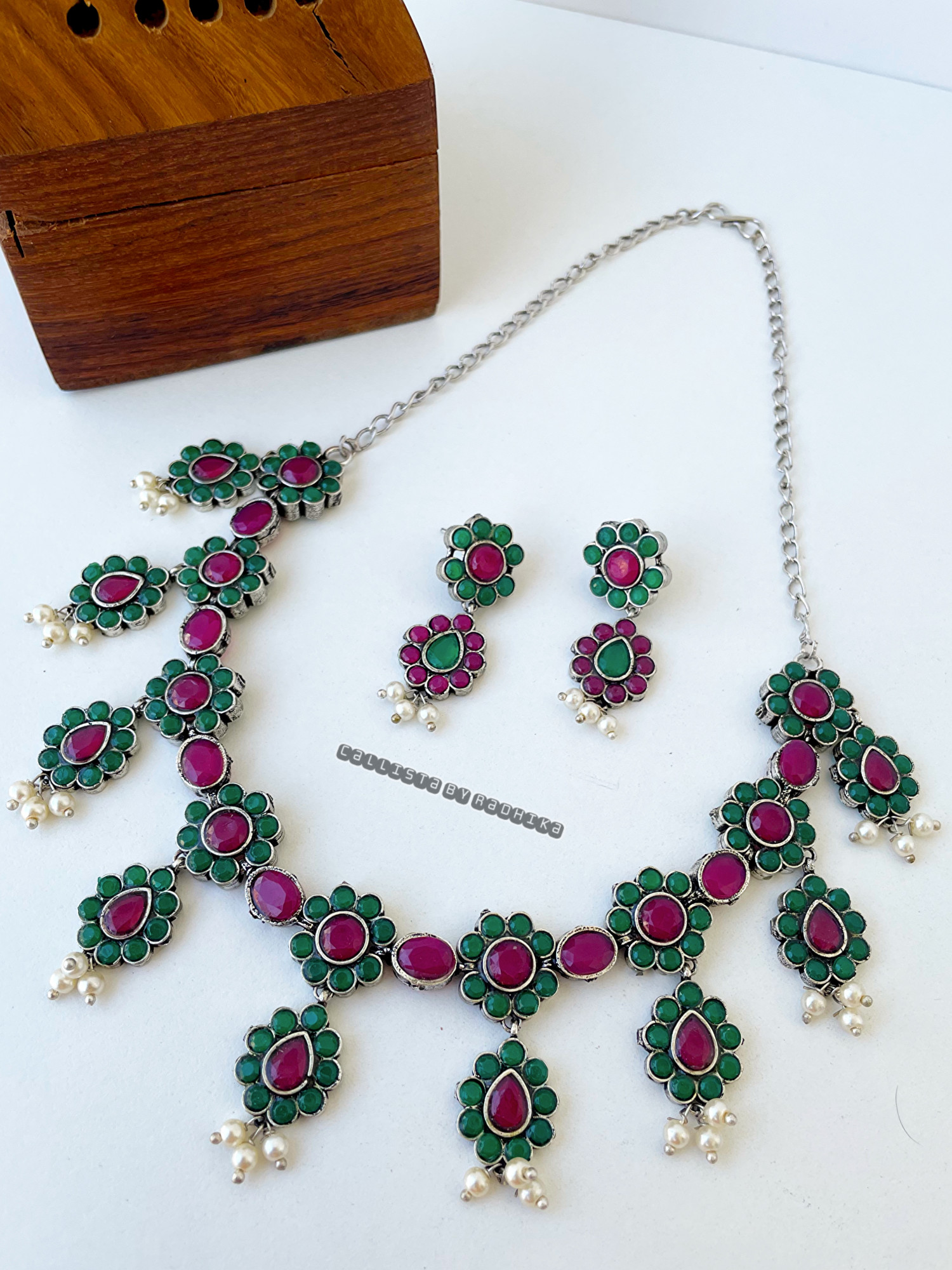 Silver Replica Neckpieces (SRN-047)