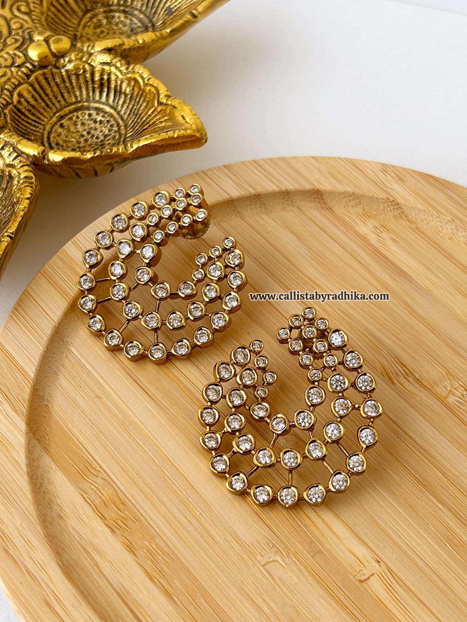 Statement Stone Stud