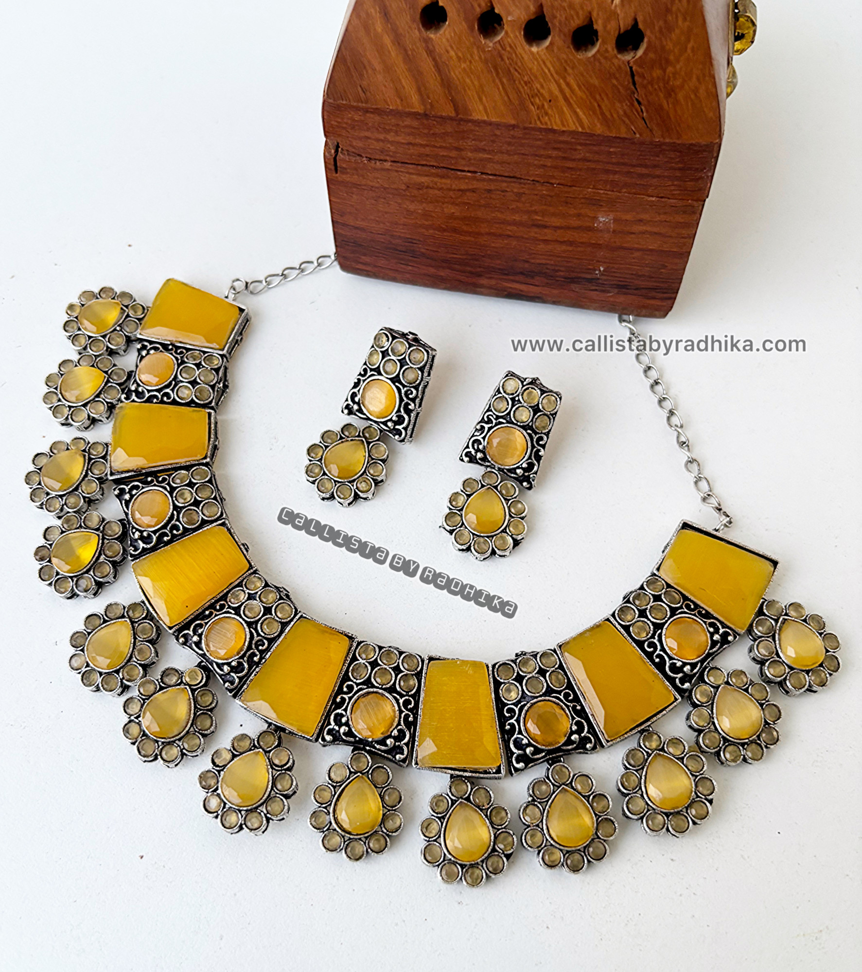 Solid Silver Neckpiece (SSN-065)