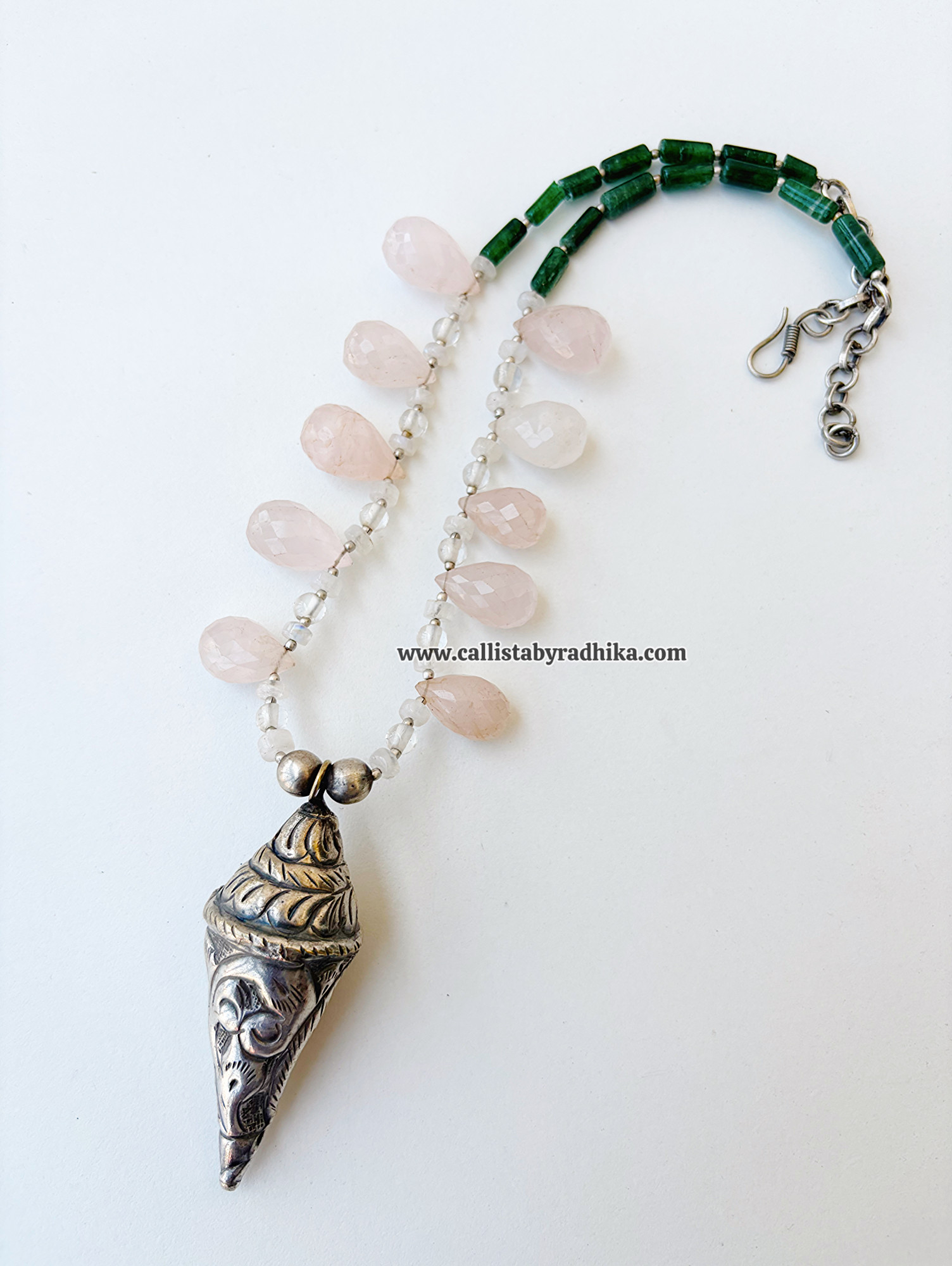 Solid Fusion Neckpiece