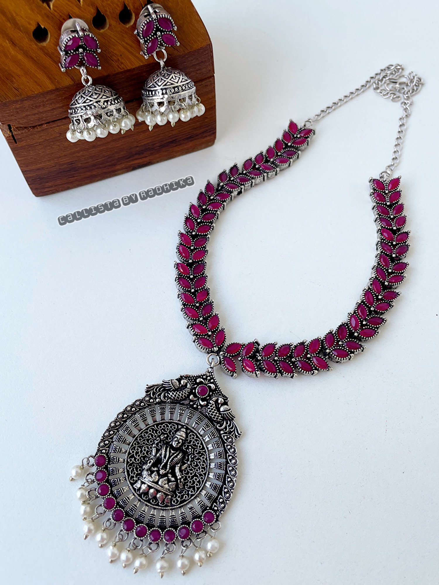 Silver Replica Neckpieces (SRN-053)