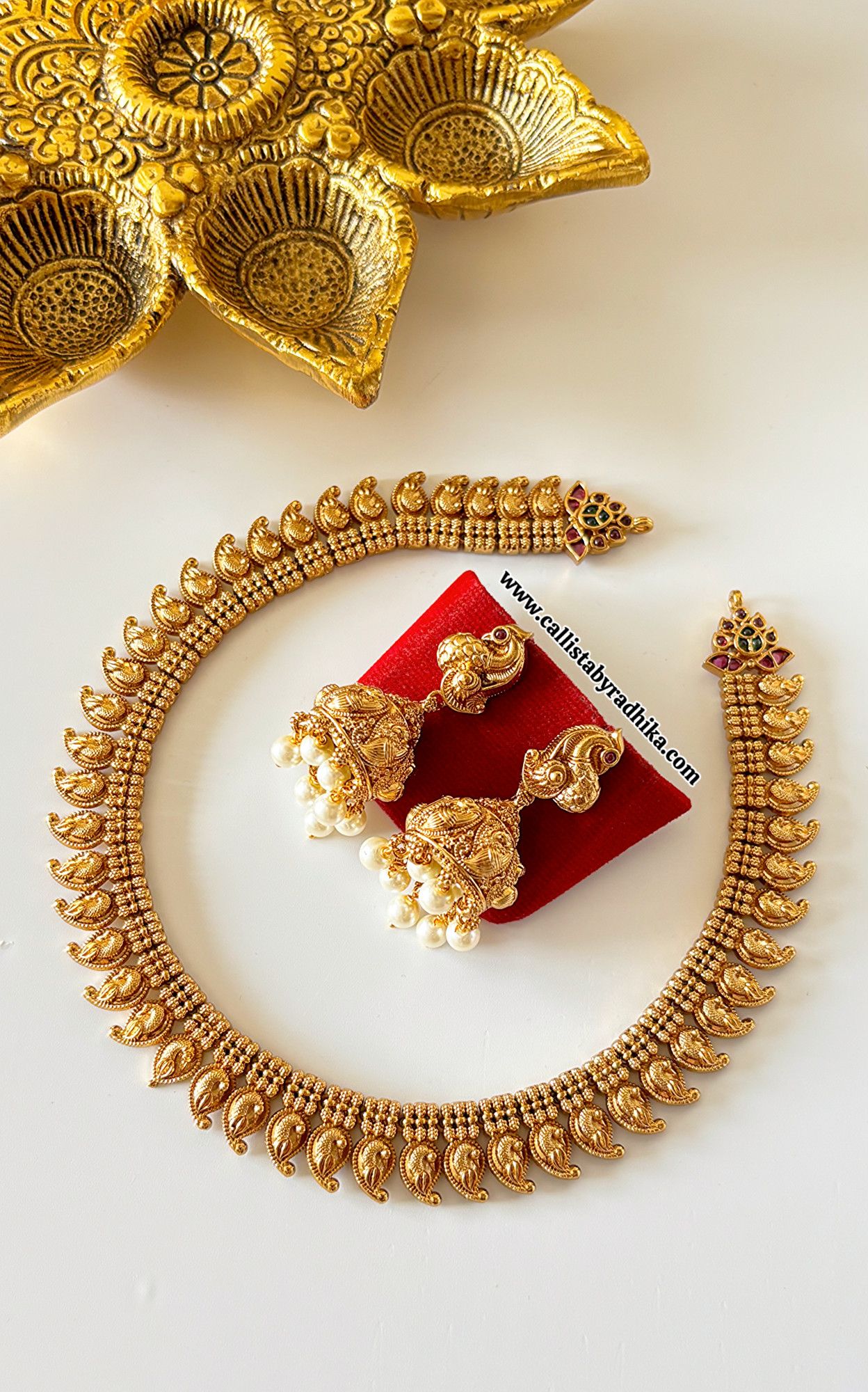 Mango Traditional Neckpiece