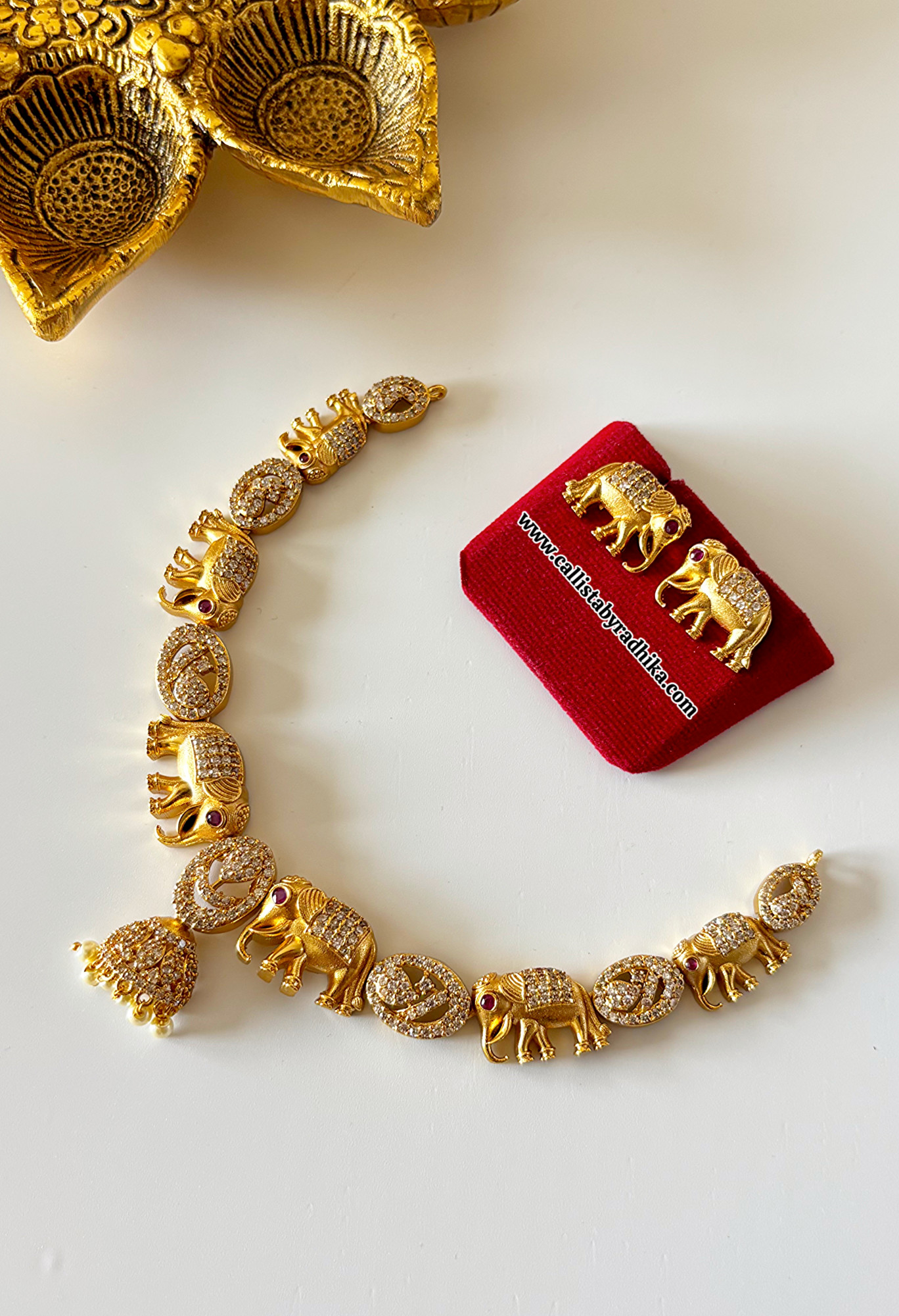 Elephant Stone Neckpiece