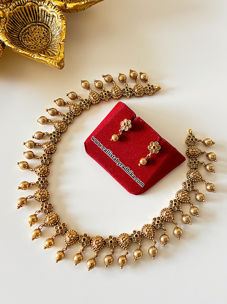 Image of Temple Sleek Neckpiece