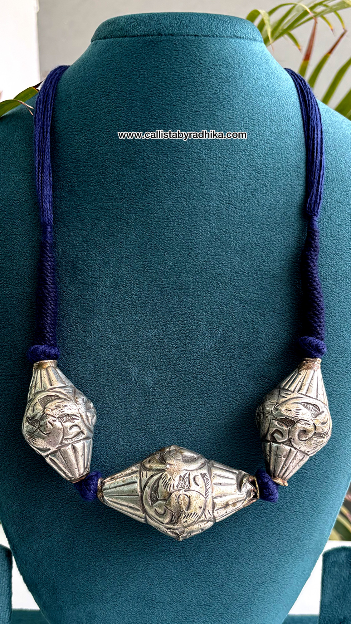 Solid Silver Neckpiece