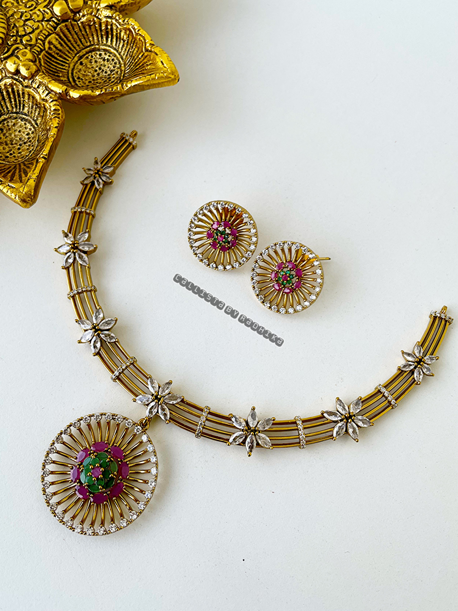 Hasli Neckpiece (GPN-123)