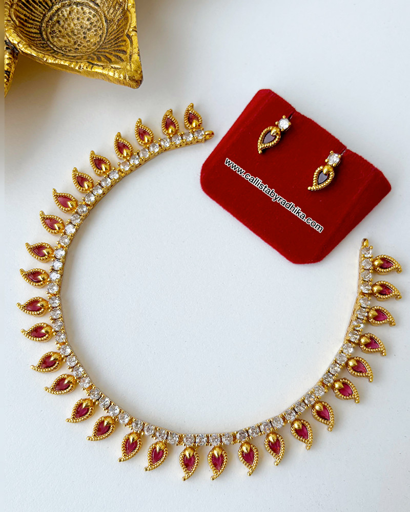 Image of Mango Stone Neckpiece
