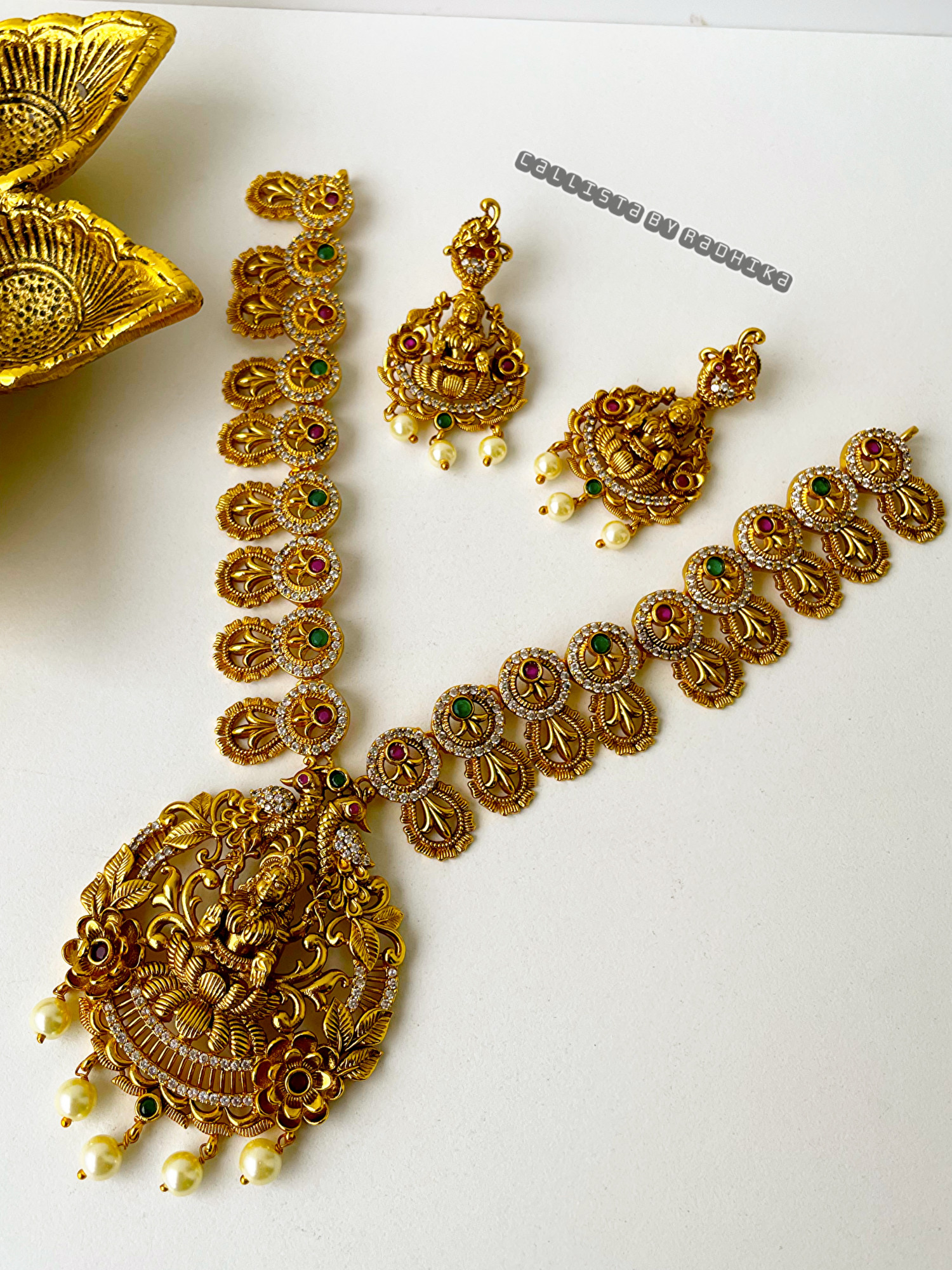 Gold Polish/Temple Neckpiece (GPN-130)