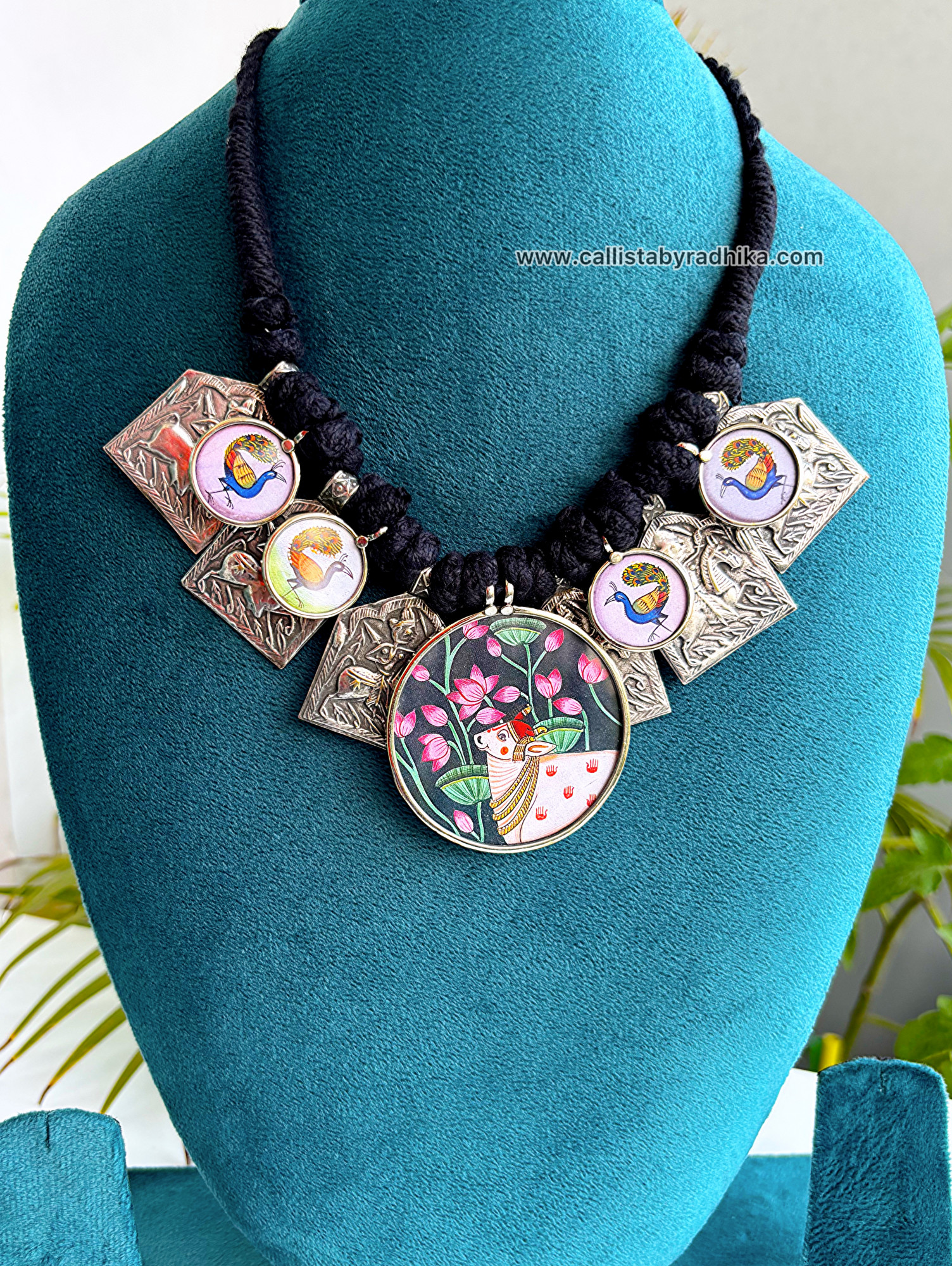 Pichwai Photo Charm Neckpiece