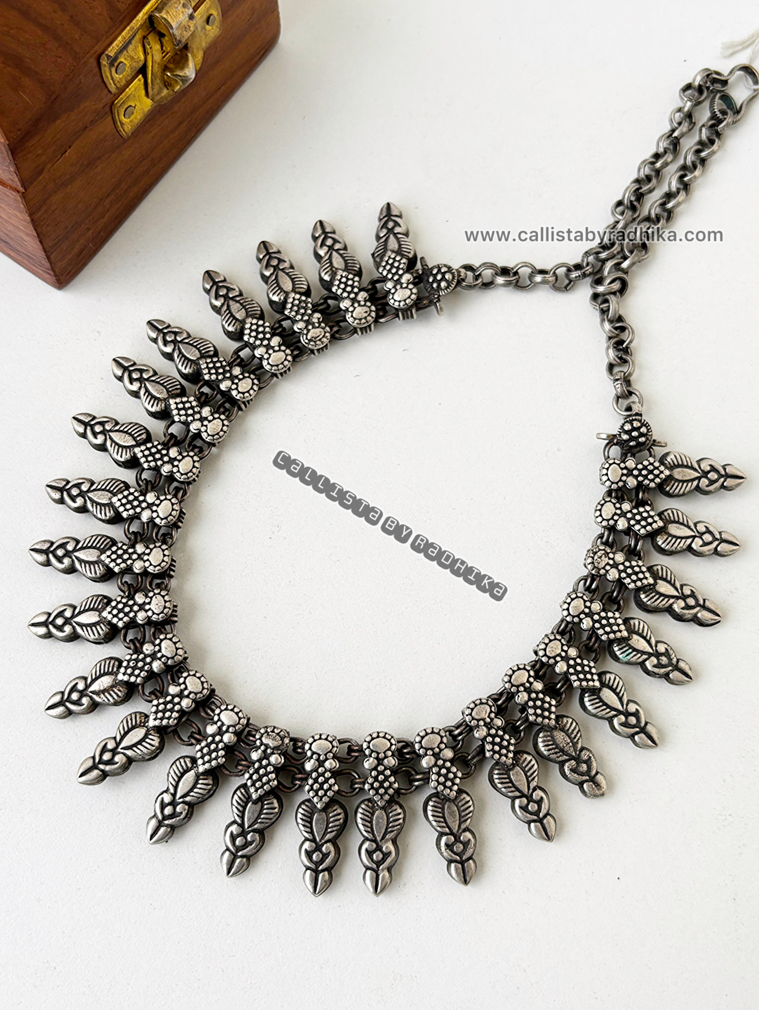Solid Silver Neckpiece (SSN-044)