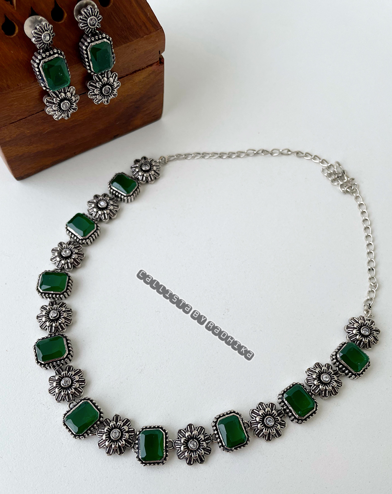 Silver Replica Neckpieces (SRN-069)