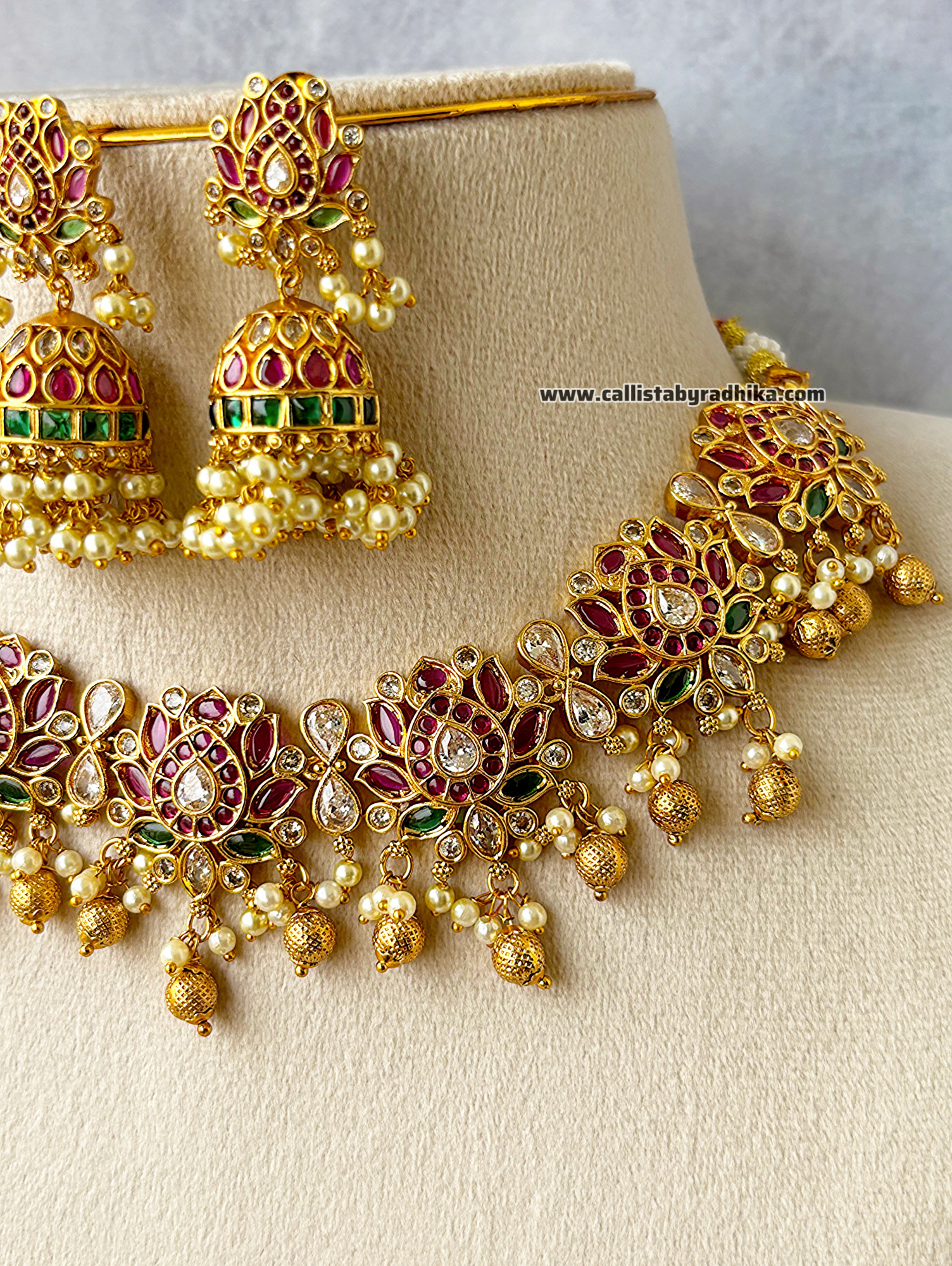 Lotus Stone Neckpiece