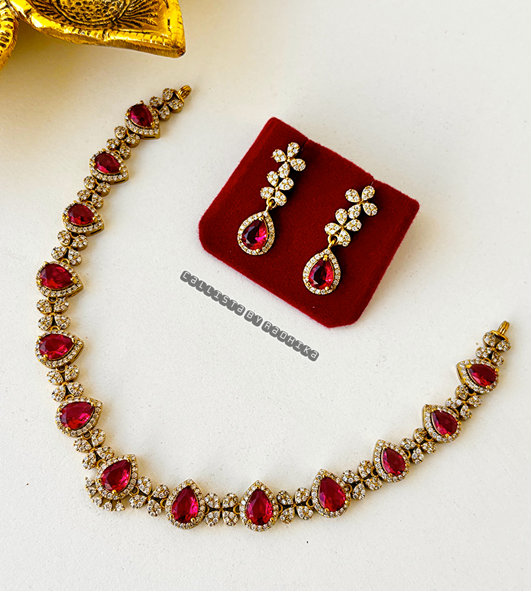 Gold Polish/Temple Long Neckpiece(GP-063)