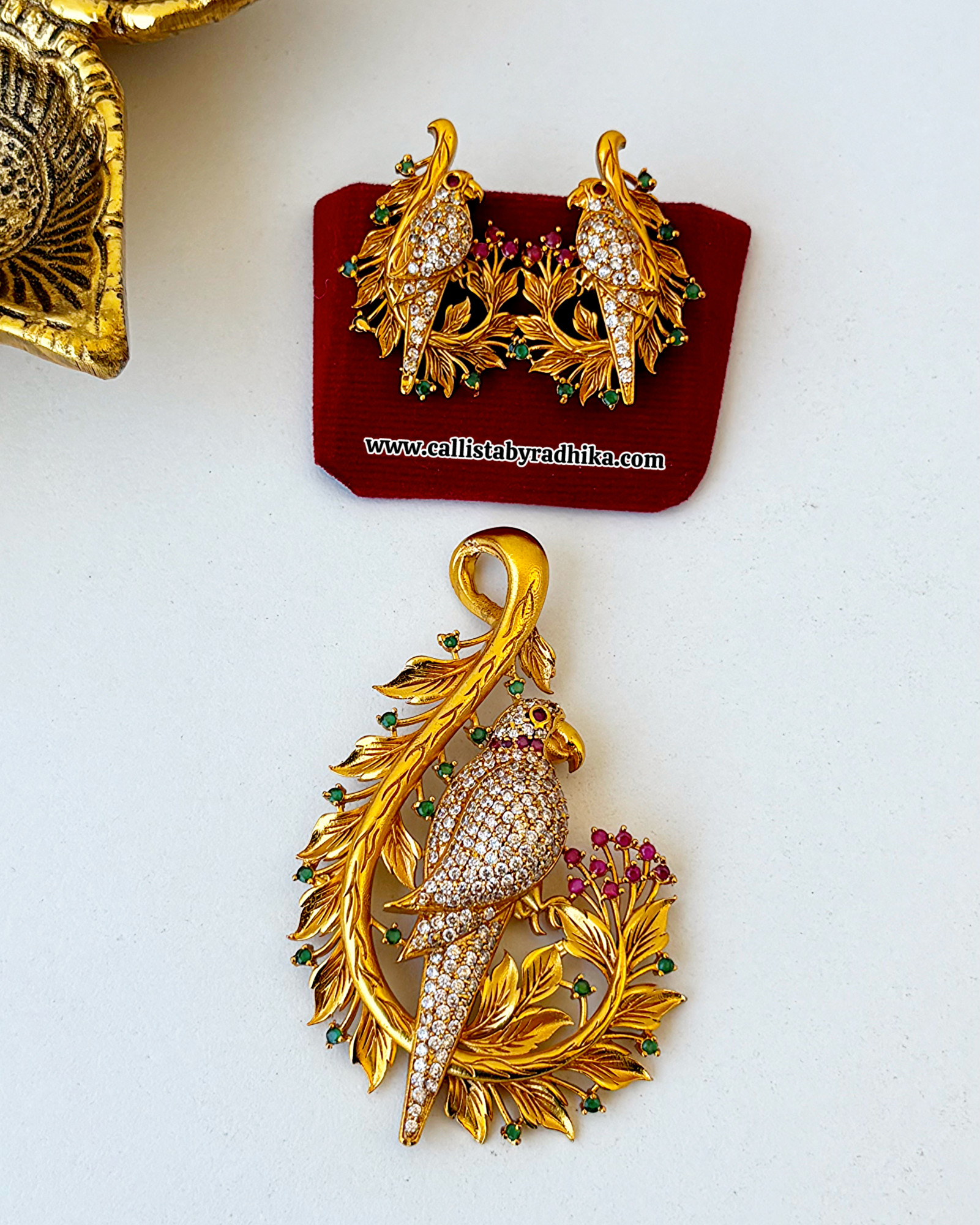 Bird Pendant Set