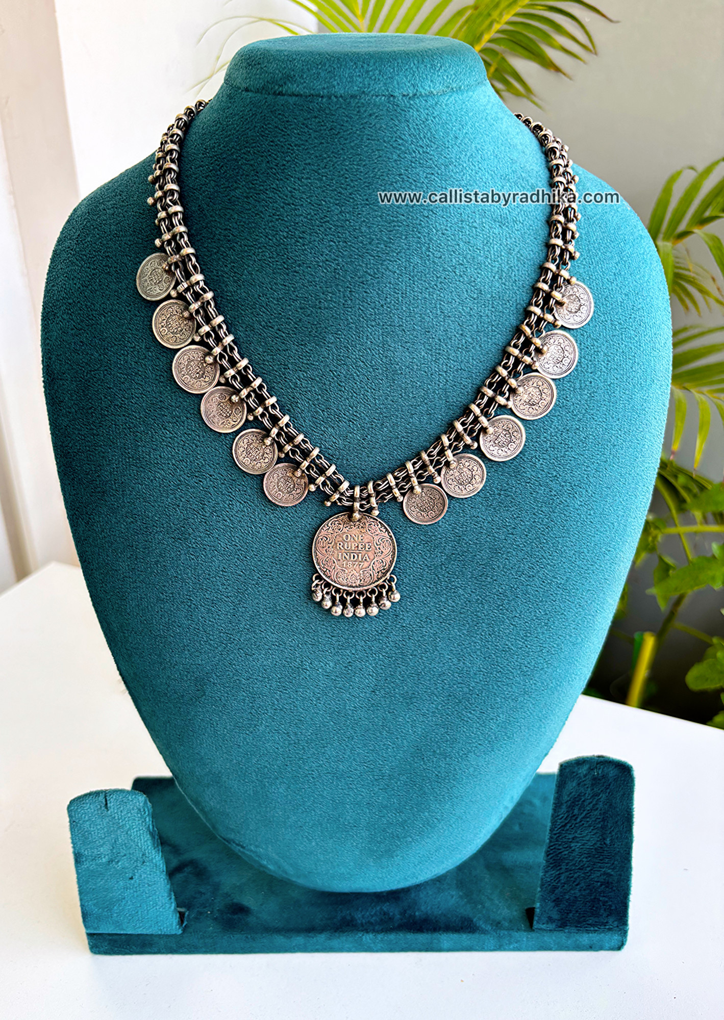 Solid Silver Neckpiece
