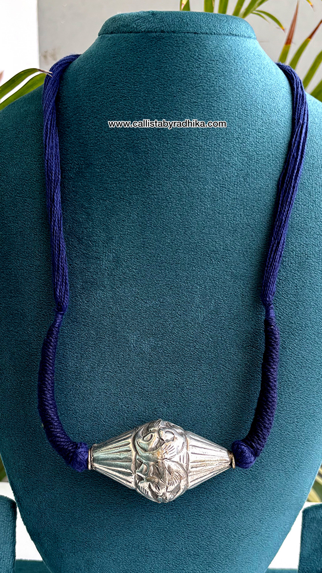 Solid Silver Neckpiece