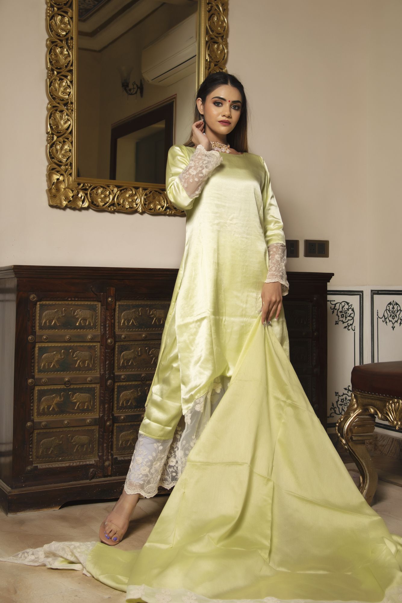 Greeny Shine Satin Suit Set