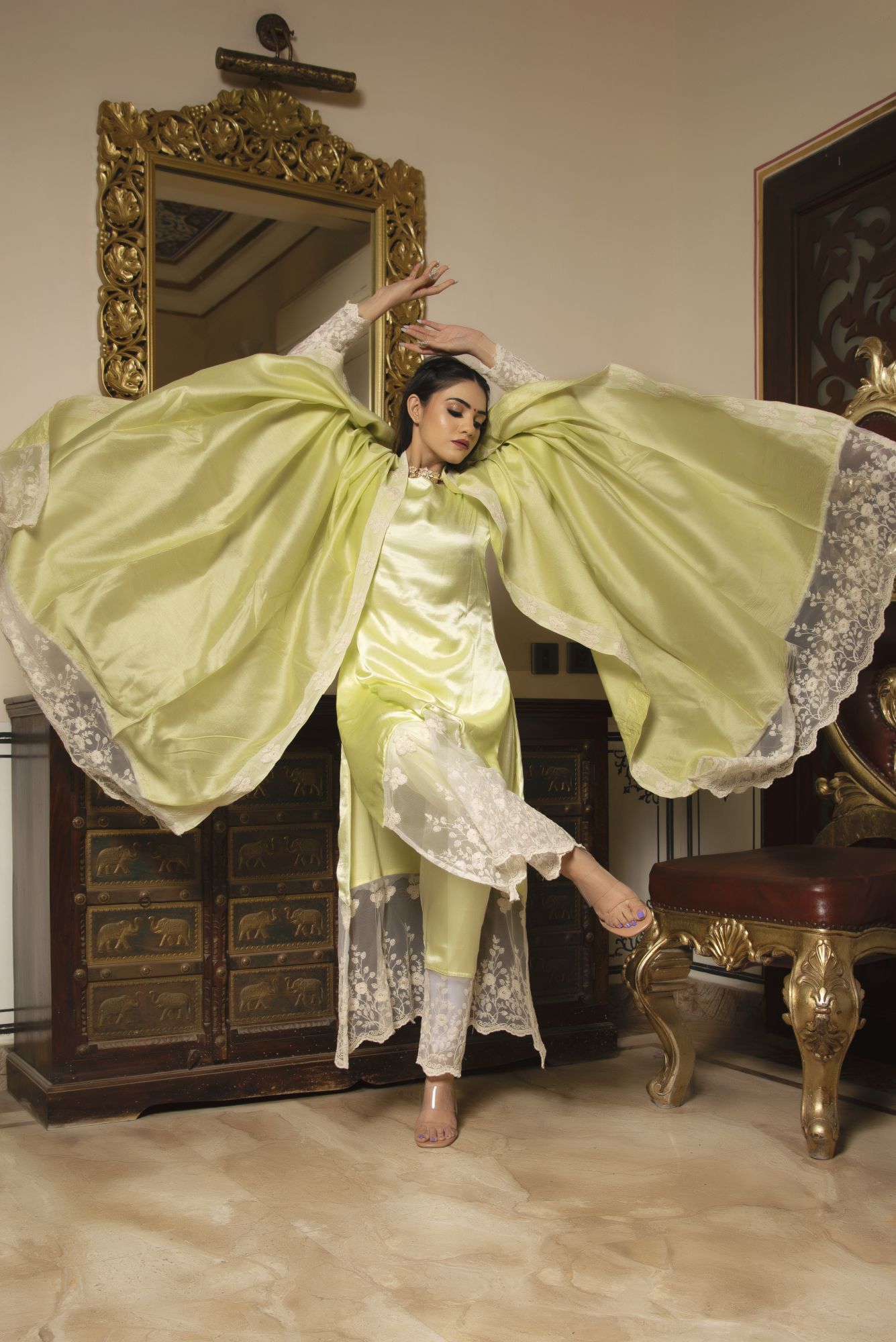 Greeny Shine Satin Suit Set