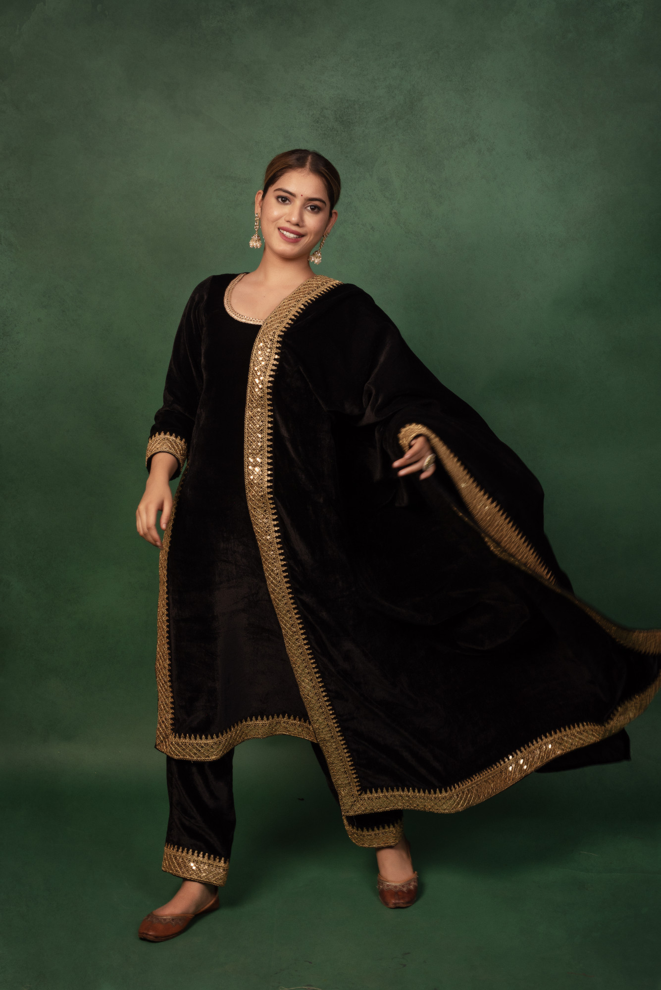 Black Seroi Velvet Kurta Set