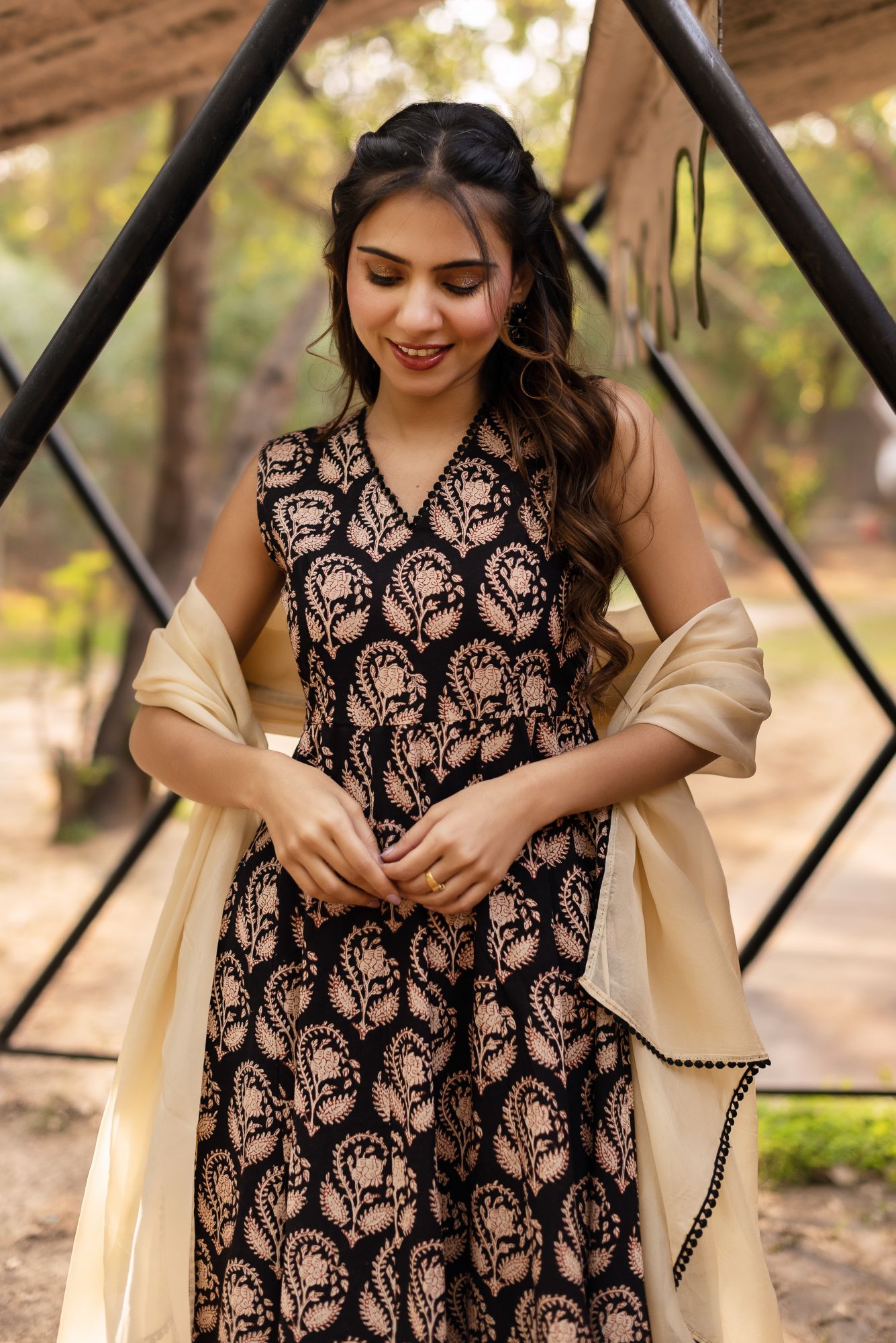 White And Black Dabbu Print Cotton Kurta Set