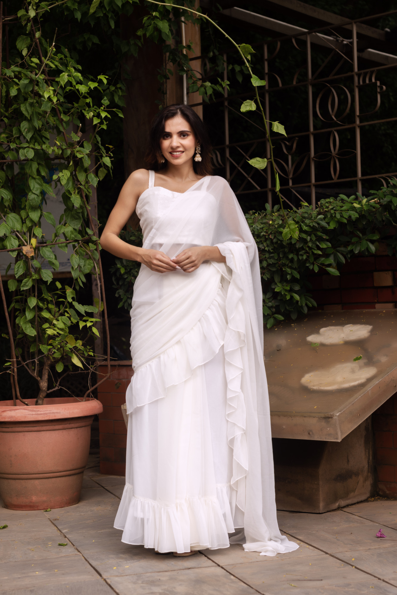 White Georgette Ready To Drape Saree with Seqin Blouse And Belt