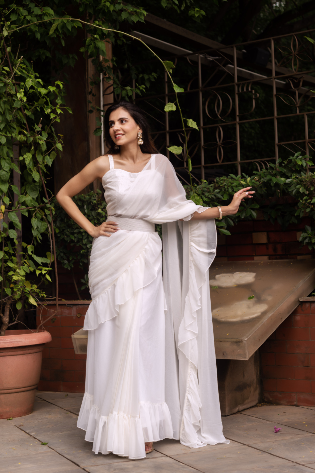 White Georgette Ready To Drape Saree with Seqin Blouse And Belt