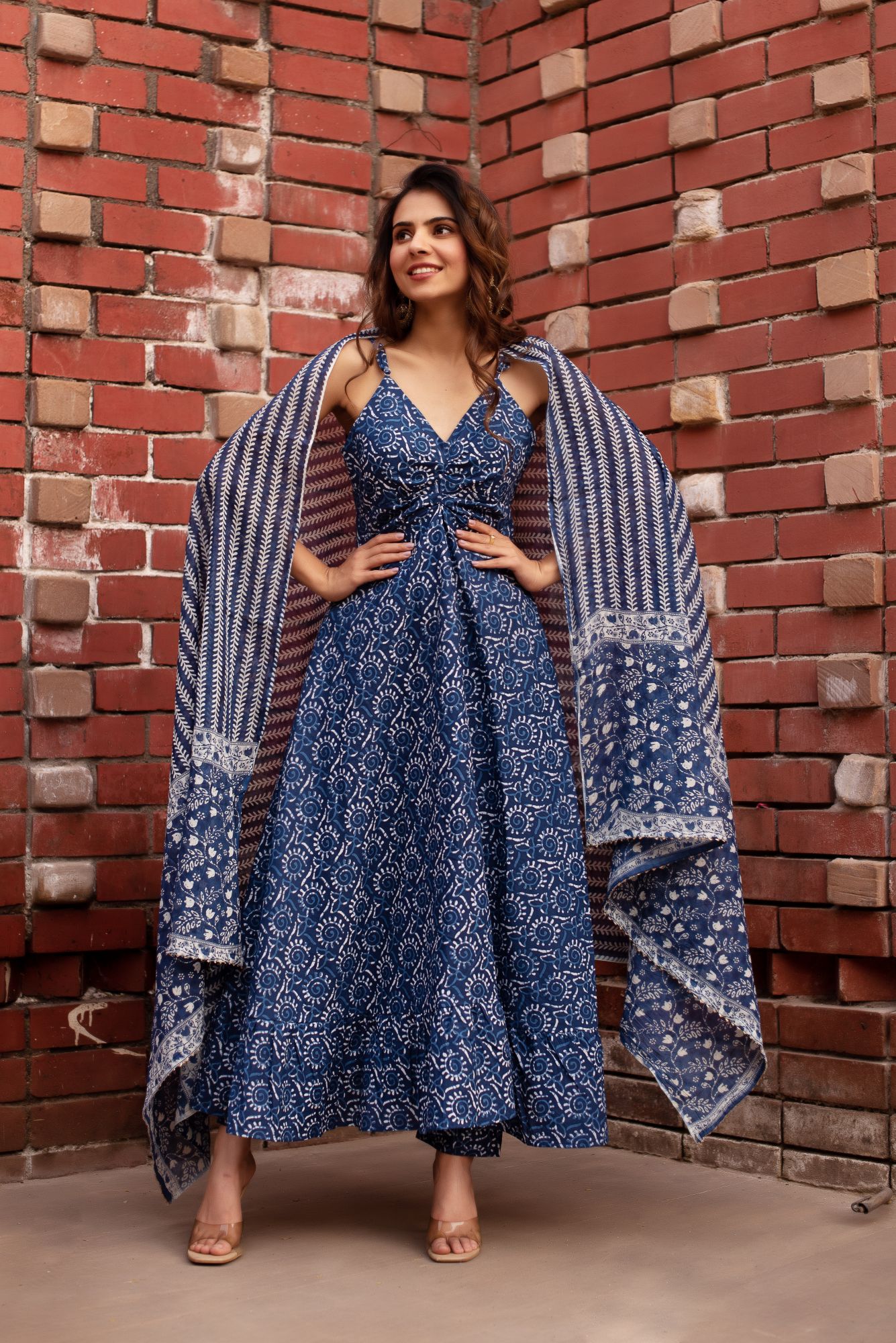Blue Indigo Sleeveless Kurta Set With Printed Dupatta