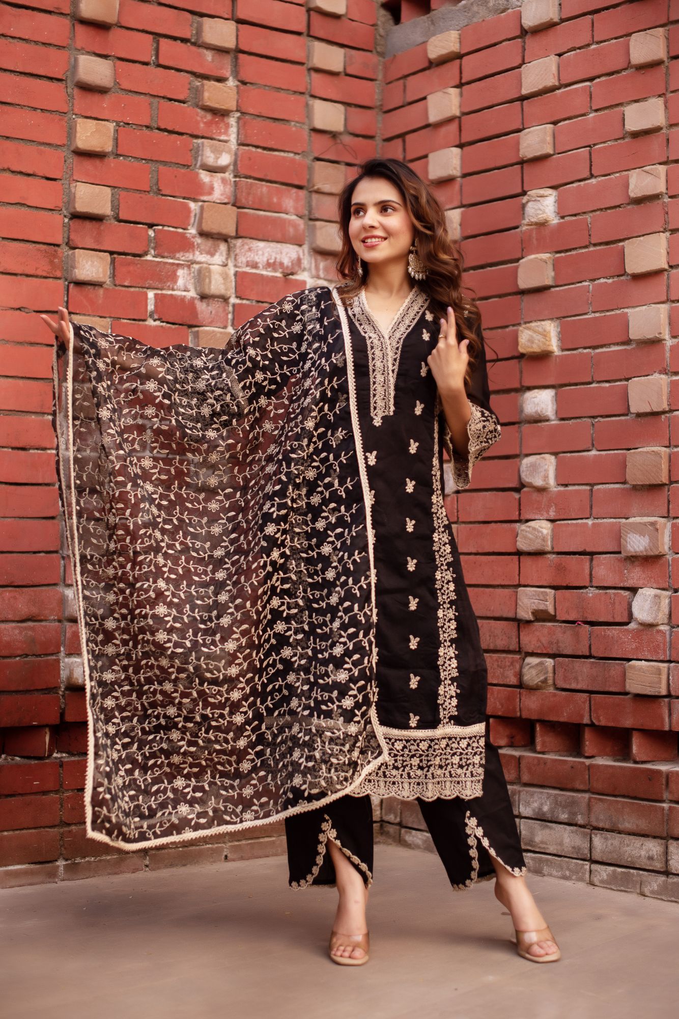 Black Georgette Embroided Kurta Set