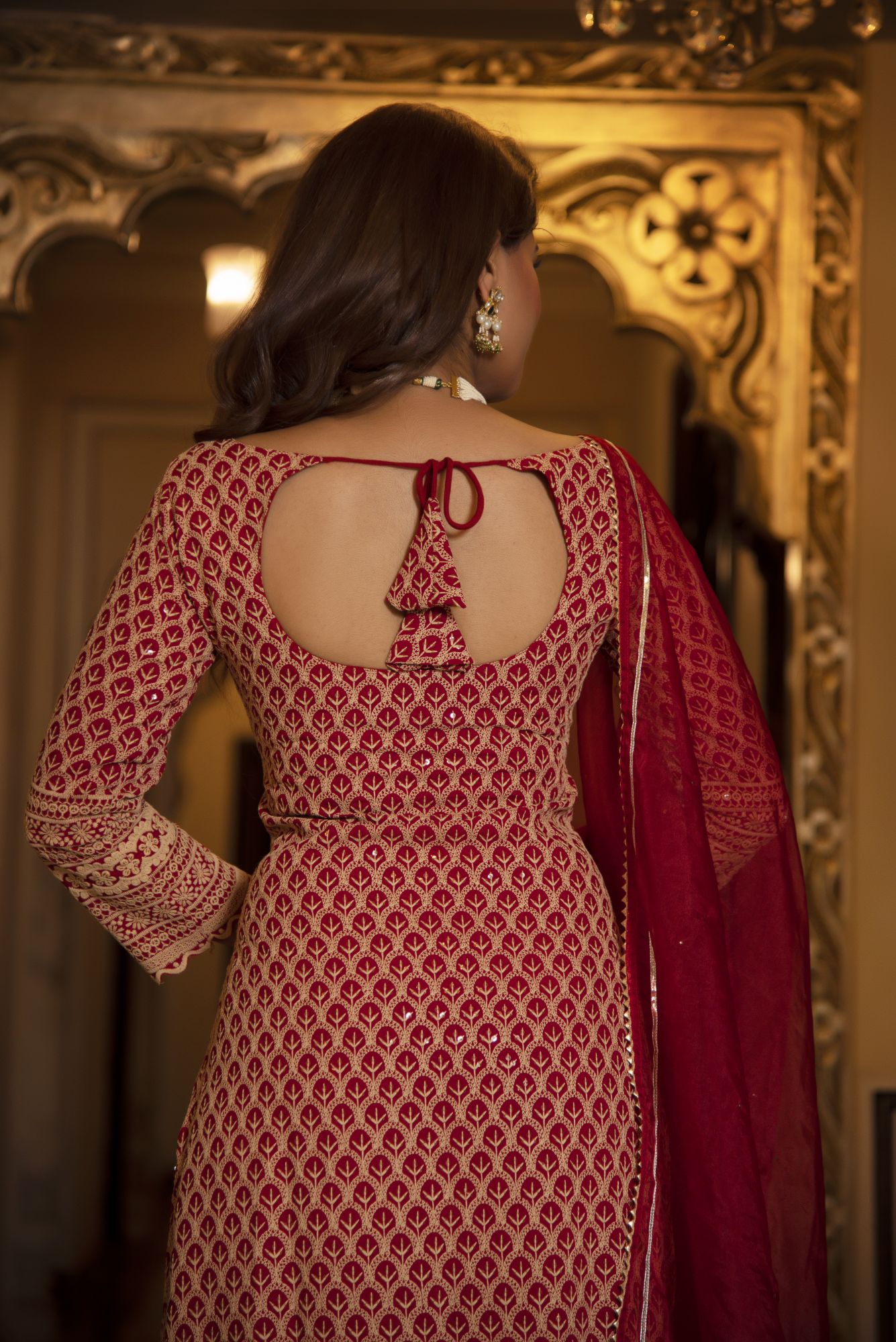 Royal Maan Chikankari Kurta Set with Organza Dupatta