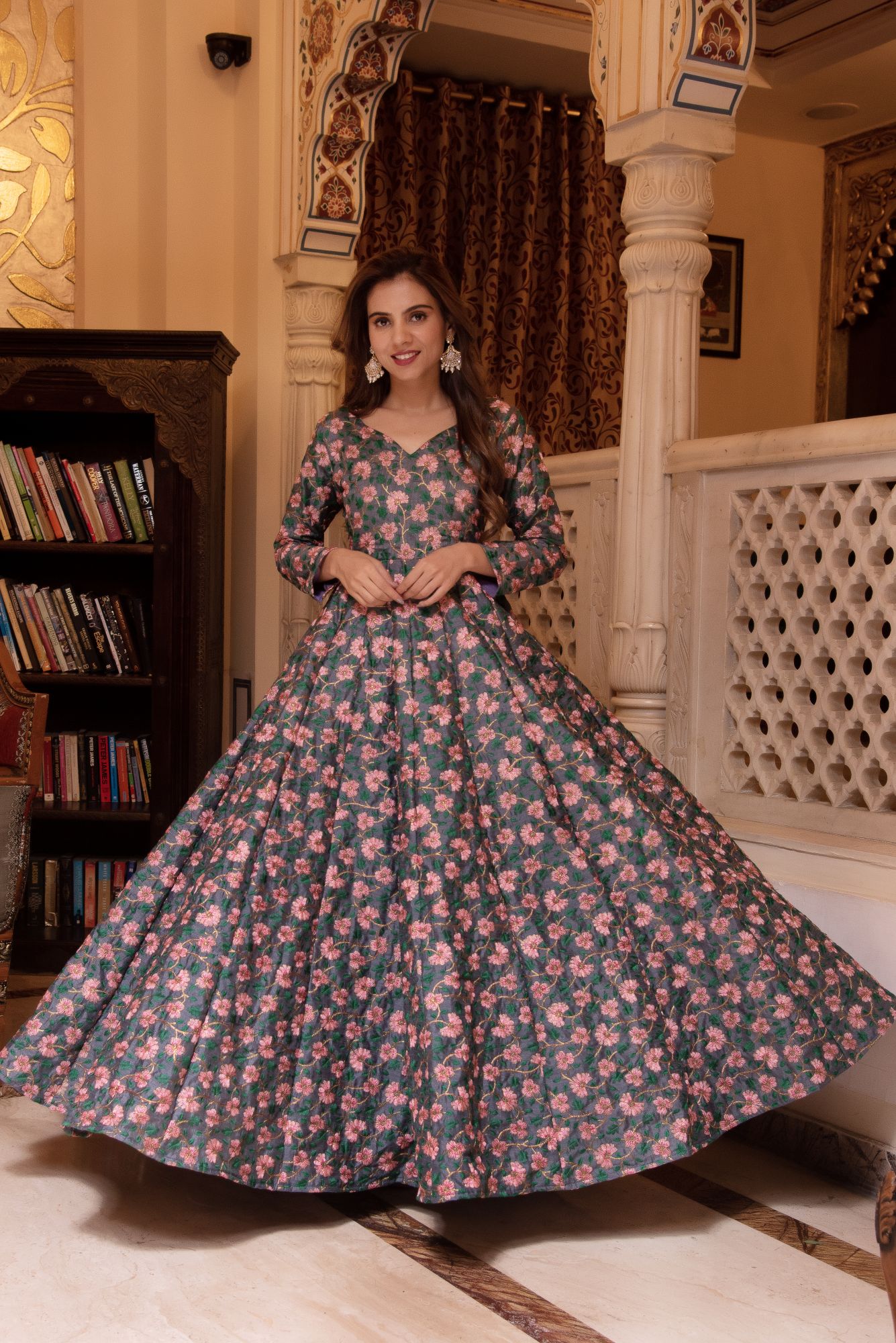 Sinjara Grey Embroided Anarkali Suit Set