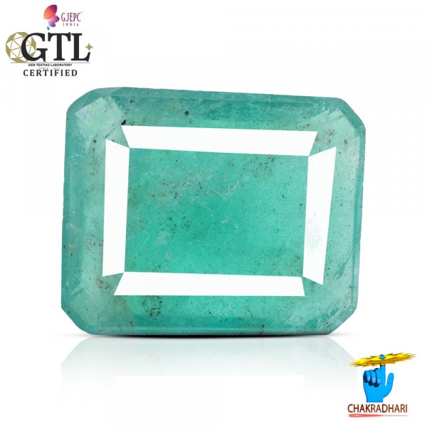 Image of 04.57 Carats Emerald Gemstone With Ring Or Pendant – पन्ना रत्न
