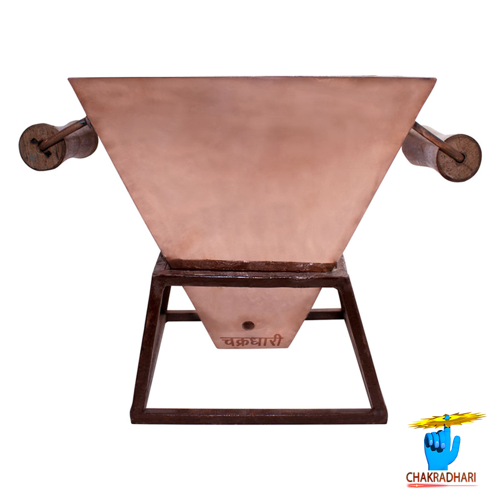 999 Nepaliya Copper Hawan Kund With Stand
