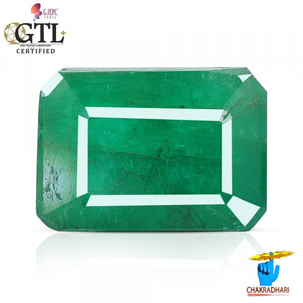 Image of 03.95 Carats Emerald Gemstone With Ring Or Pendant – पन्ना रत्न