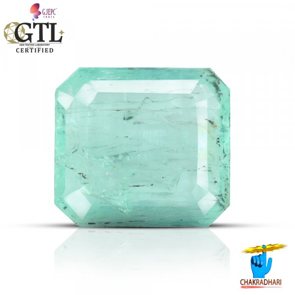 Image of 11.48 Carats Emerald Gemstone With Ring Or Pendant – पन्ना रत्न
