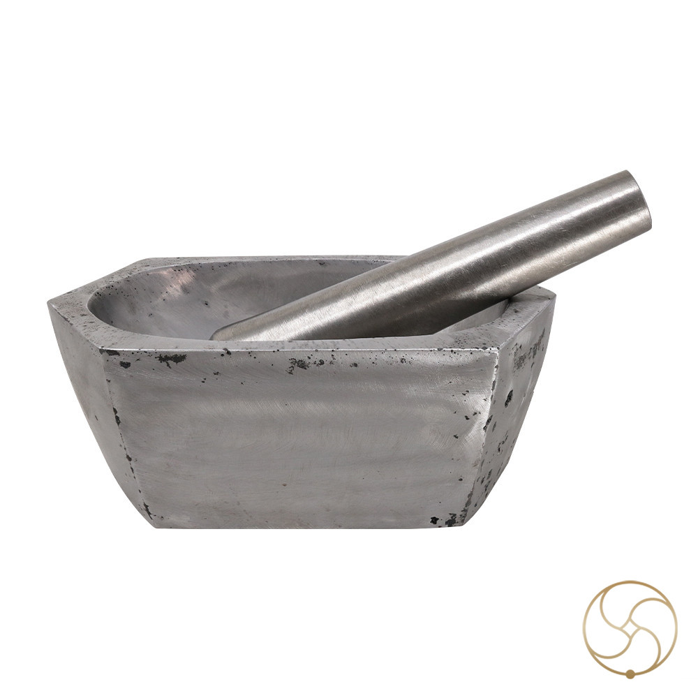 999 - Heating Iron Mortar Pestle 156kg