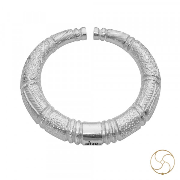 Image of 99.9% Silver Utardar Bangle for Men 250 Grams - चाँदी उतारदार पुरुष कड़ा
