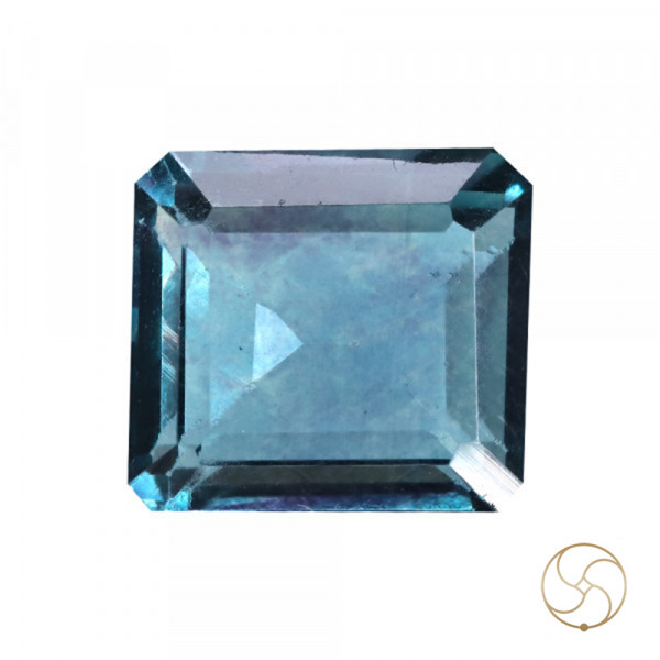 Image of 9.0 Carat Natural Fluorite Gemstone With Ring Or Pendant