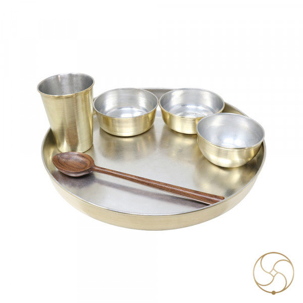 Image of Ritika Brass Thali Set - रितिका पीतल थाली सेट
