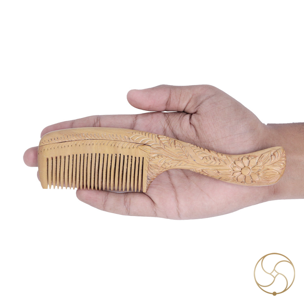 Floral Leaf Sandalwood Comb