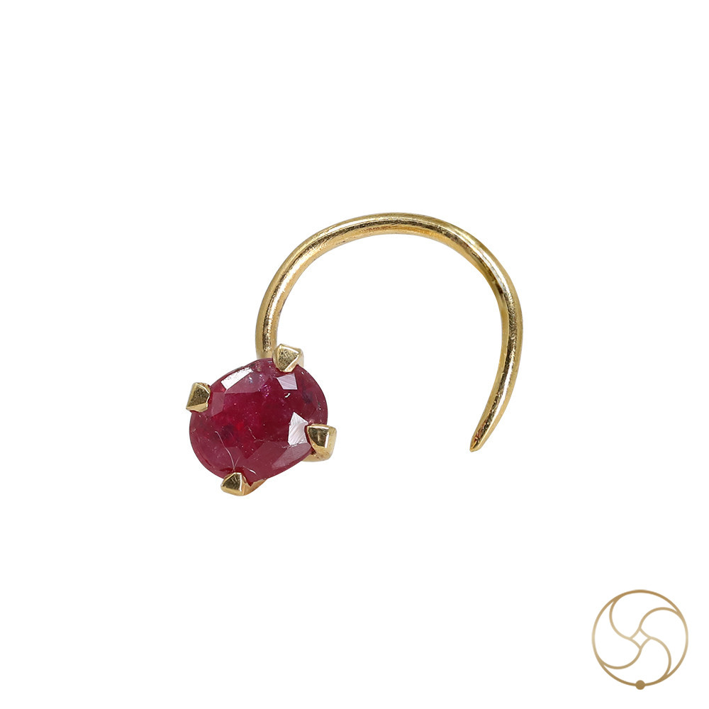 916  0352 grams Gold 048 Carat Natural Ruby Nose pin