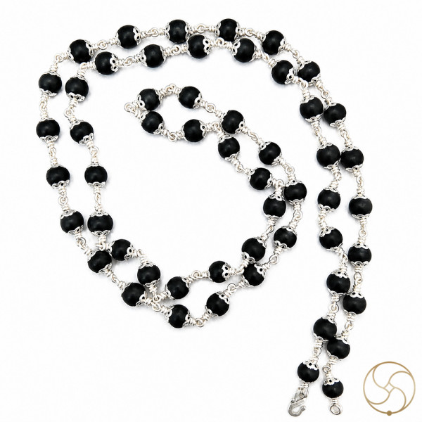 Image of 99.9% Pure Silver Kaalskand Wearing mala