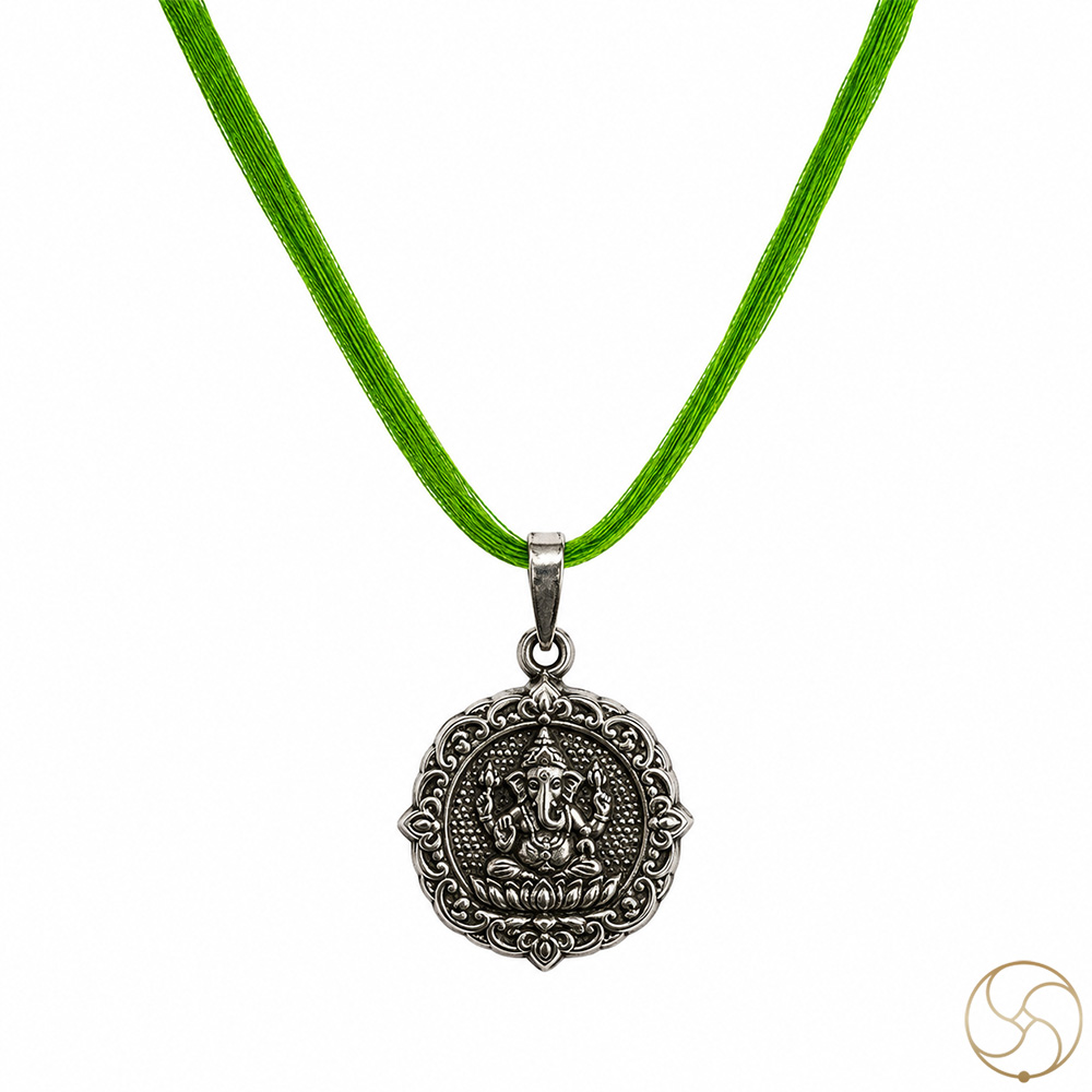 996 Silver Ganesh Ji Idol Pendant