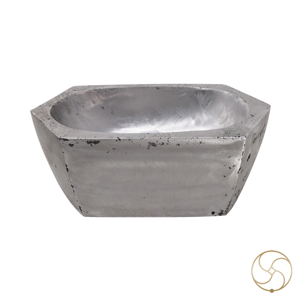 999 - Heating Iron Mortar Pestle 156kg