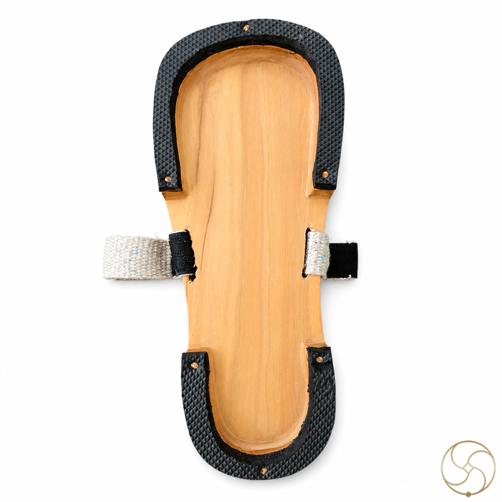 Natural White Sandalwood Khadau