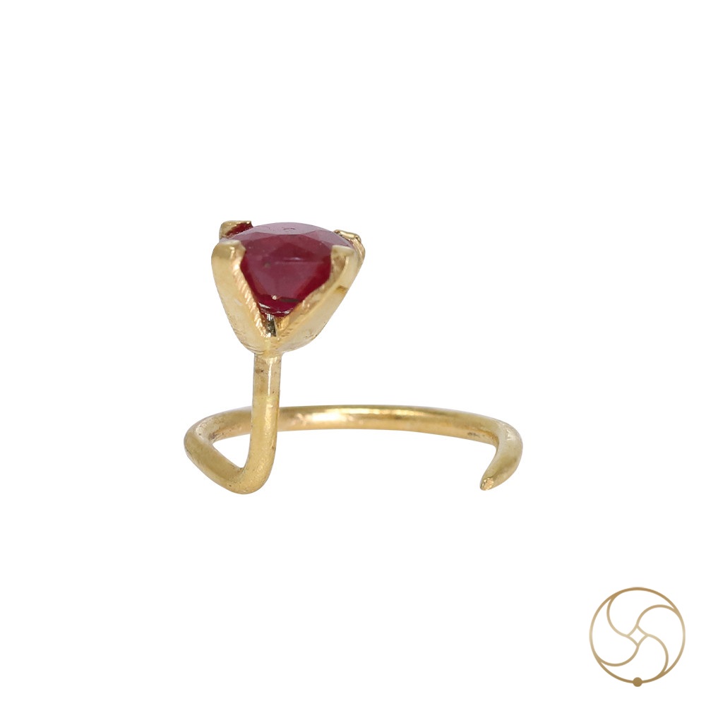 916 0368 grams Gold 036 Carat Natural Ruby Nose pin