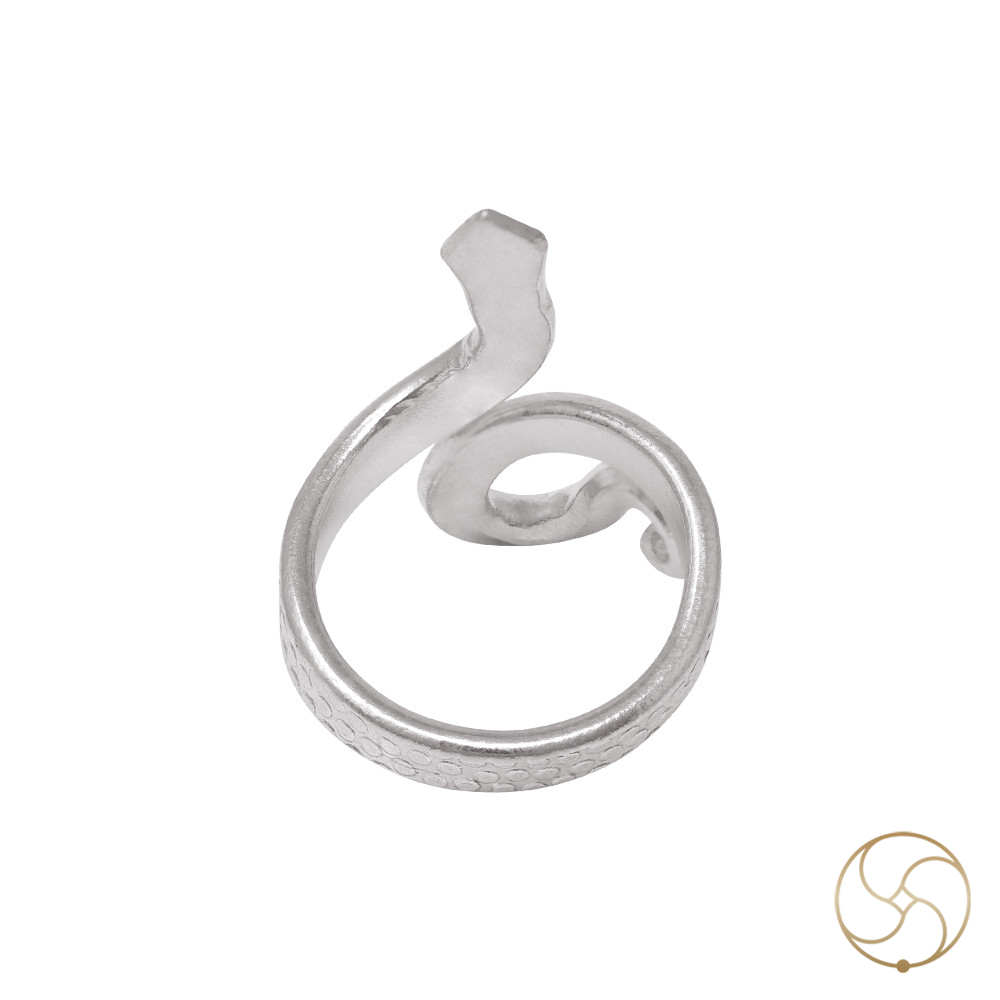 999 Silver Snake Ring -    7gm