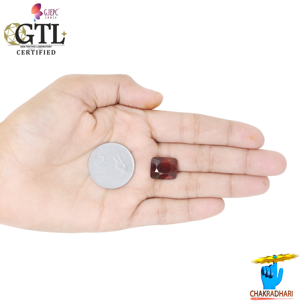 1516 Carat Garnet Gemstone With Ring Or Pendant   
