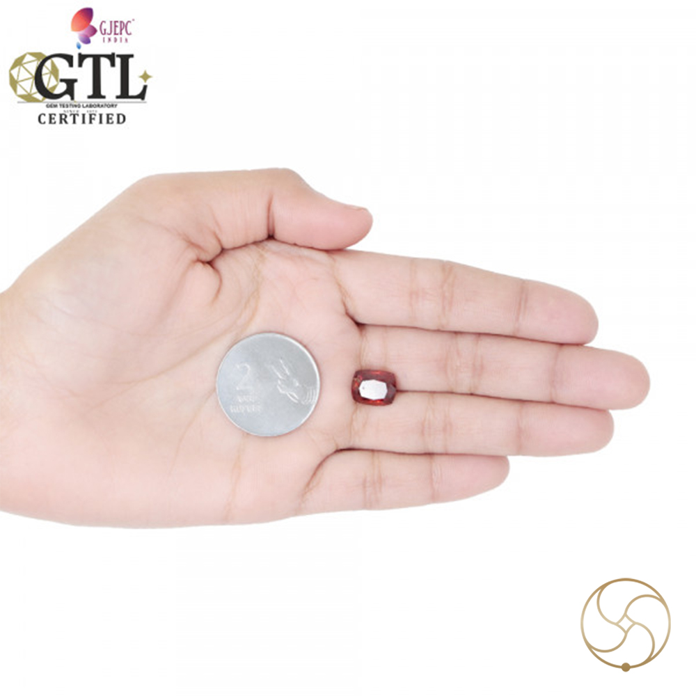 553 Carat Garnet Gemstone With Ring Or Pendant   
