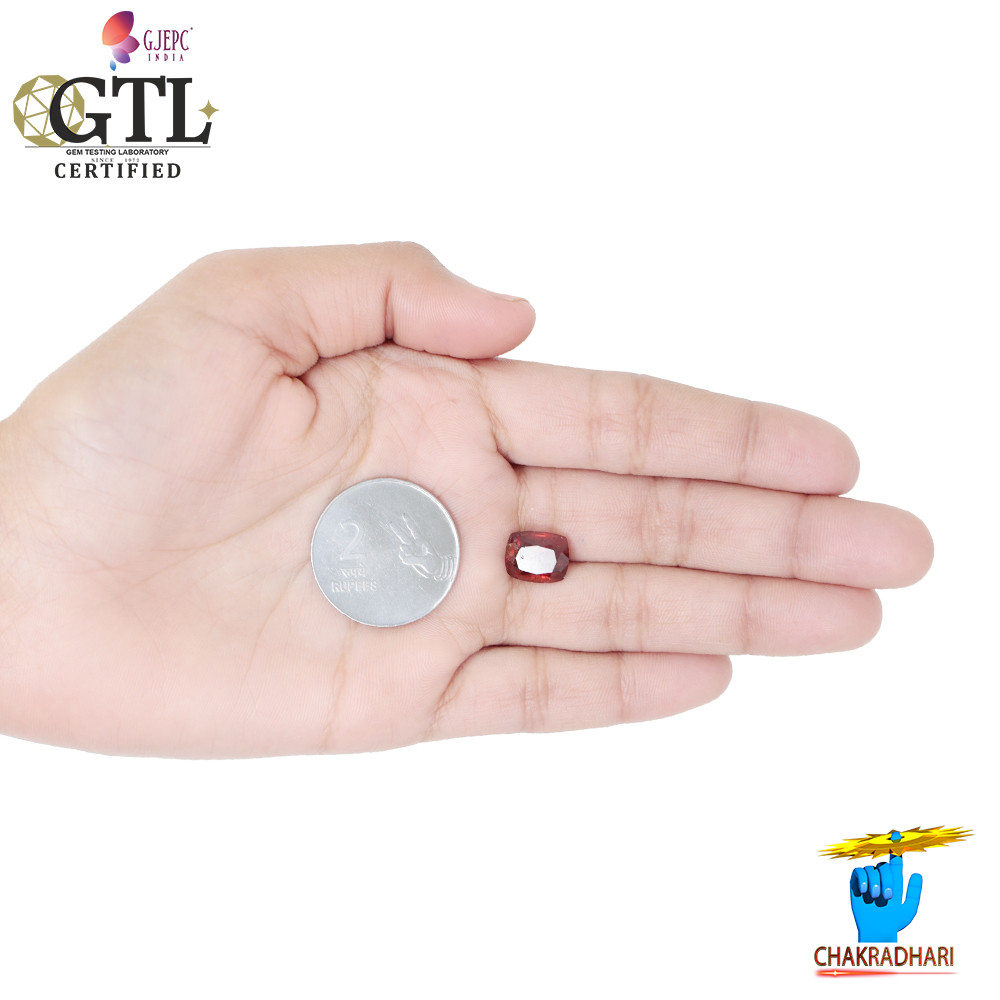 553 Carat Garnet Gemstone With Ring Or Pendant   