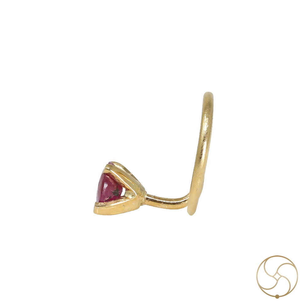916  0310 grams Gold 035 Carat Natural Ruby Nose pin